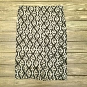 Zara black and white print skirt